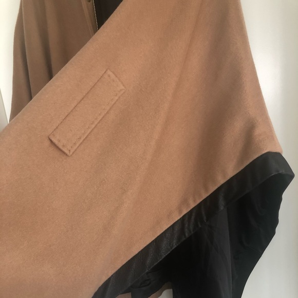 70% Wool blend club monaco poncho - Picture 8 of 11